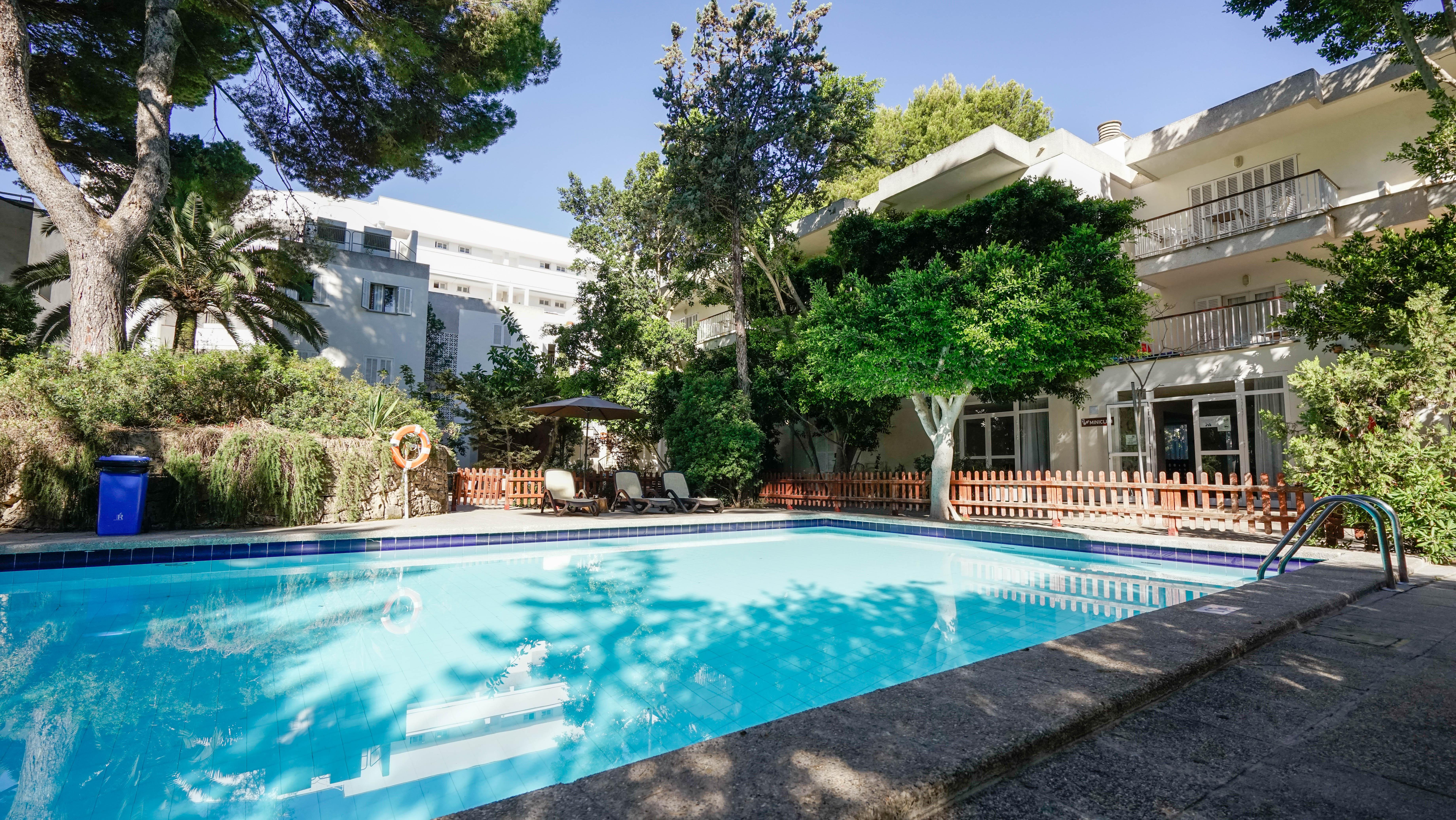 Houm Plaza Son Rigo Aparthotel 4*