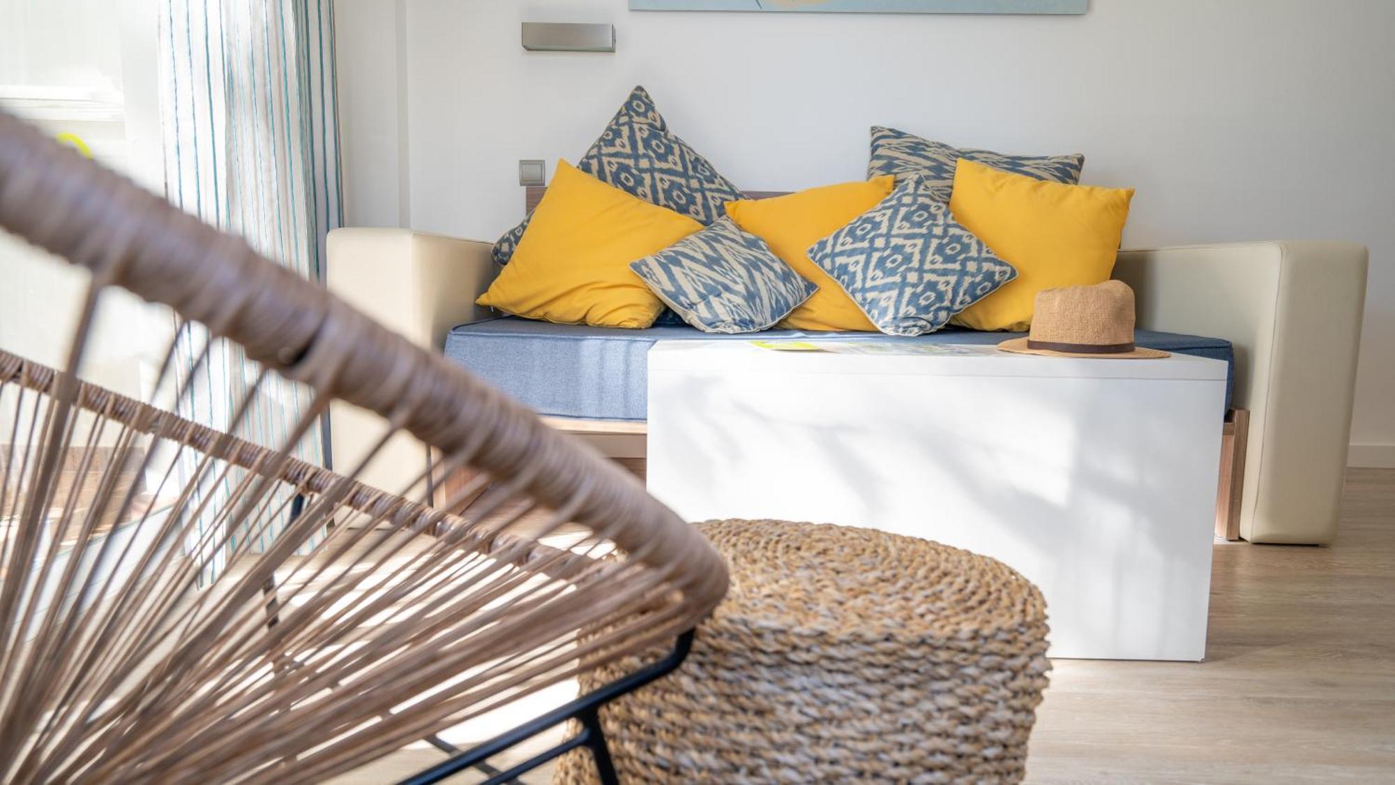 Aparthotel Houm Plaza Son Rigo 4*